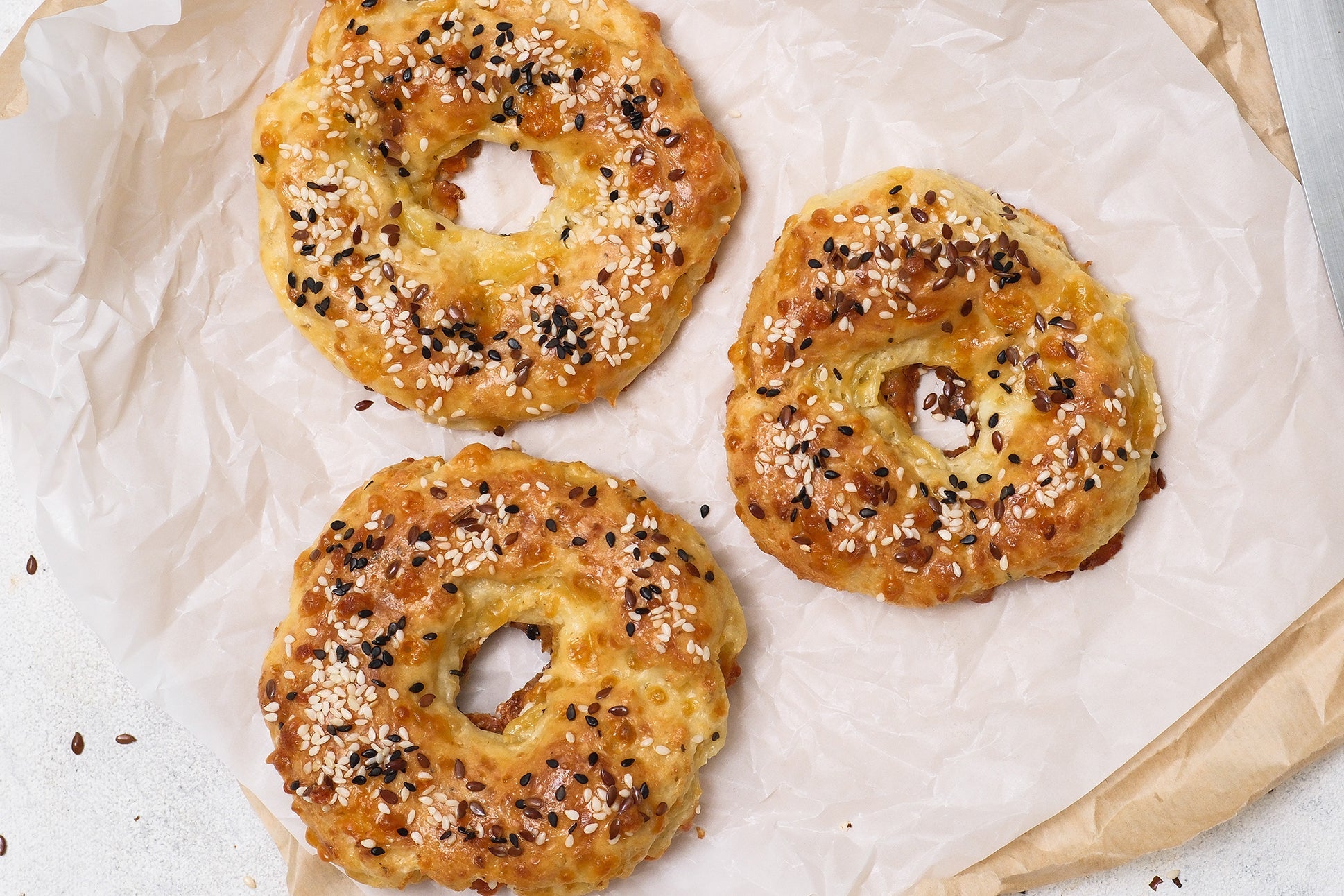 Everything Cottage Cheese Bagels – Culinary Genie