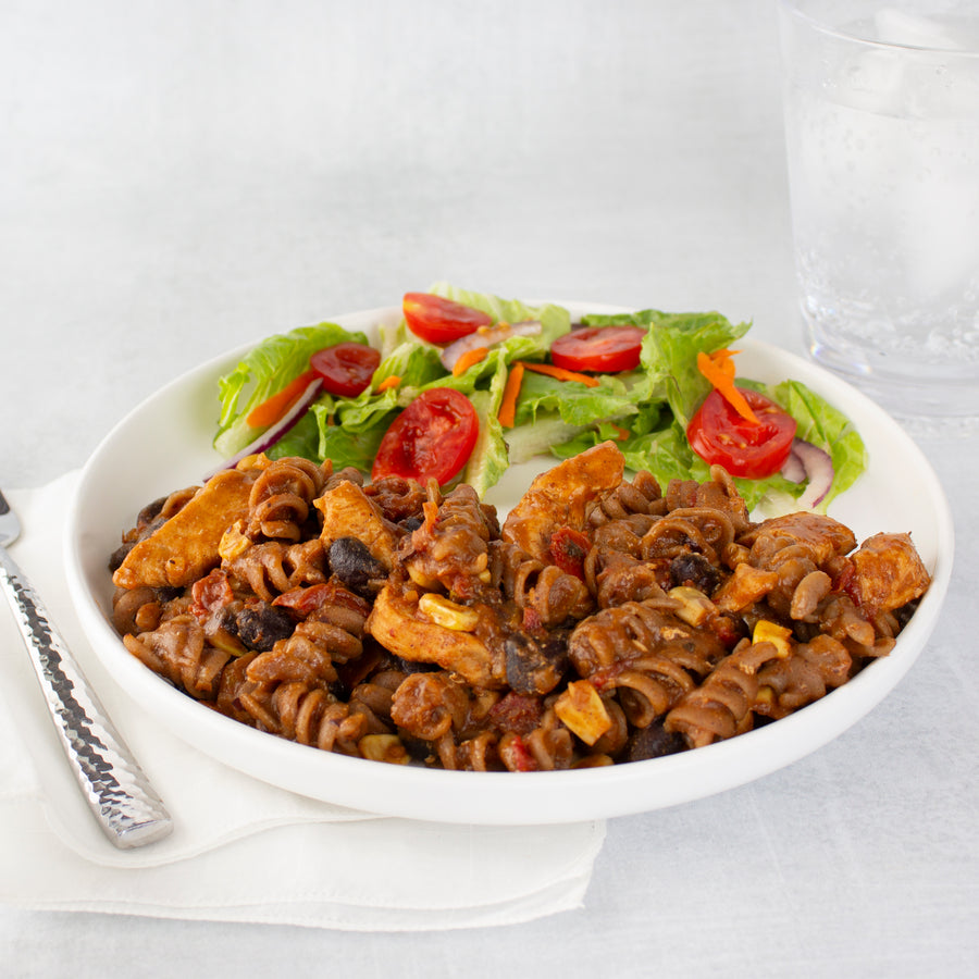 A blend of gluten-free sorghum fusilli pasta, black beans, corn, tomatoes, onions and our signature Taco Seasoning Blend. Simmered with chicken breasts and water.